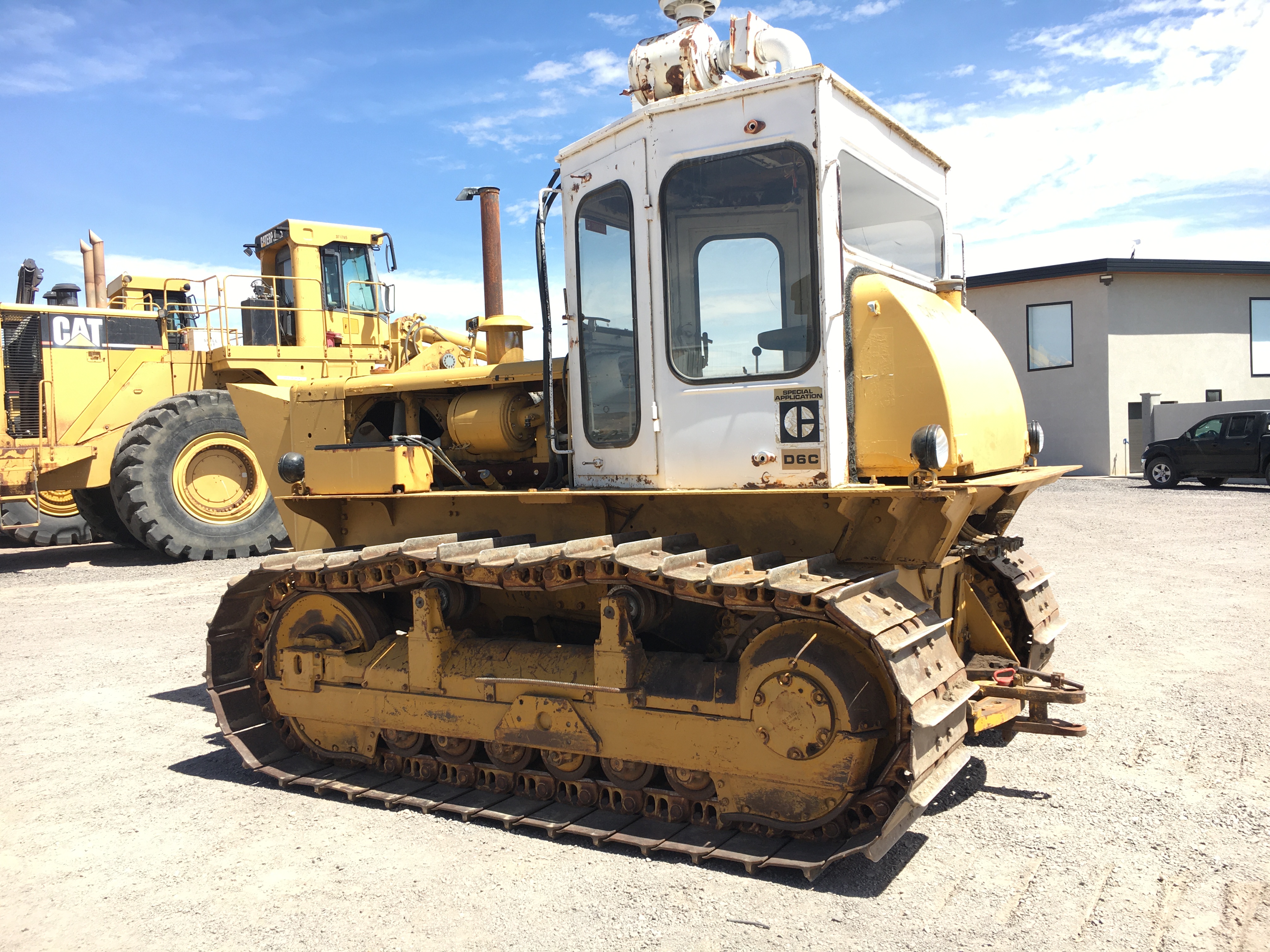 ./imagenes/INVOICE/2019/16680/TRACTOR CAT D6C (16).JPG